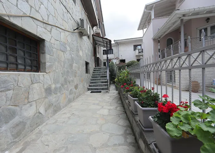Lassani Apartment *